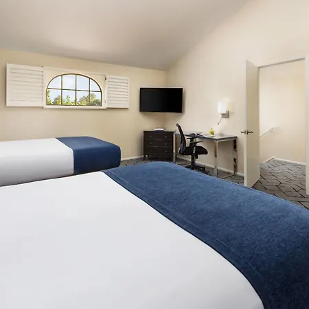 Scottsdale Plaza Resort Paradise Valley Exterior photo