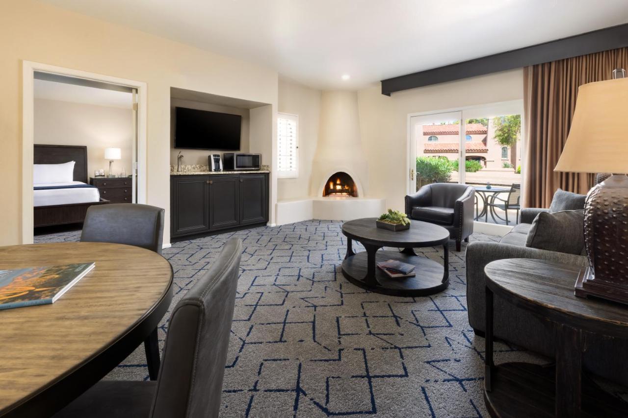 Scottsdale Plaza 4*