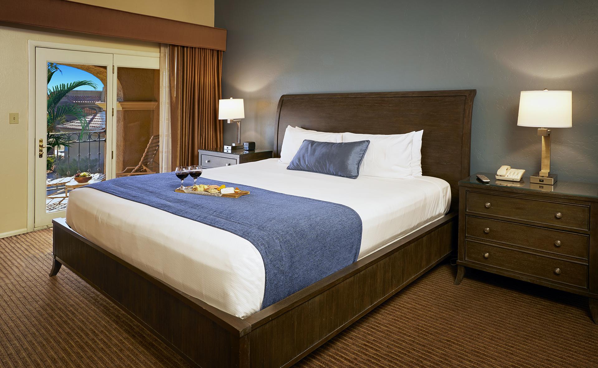 Scottsdale Plaza Resort 4*