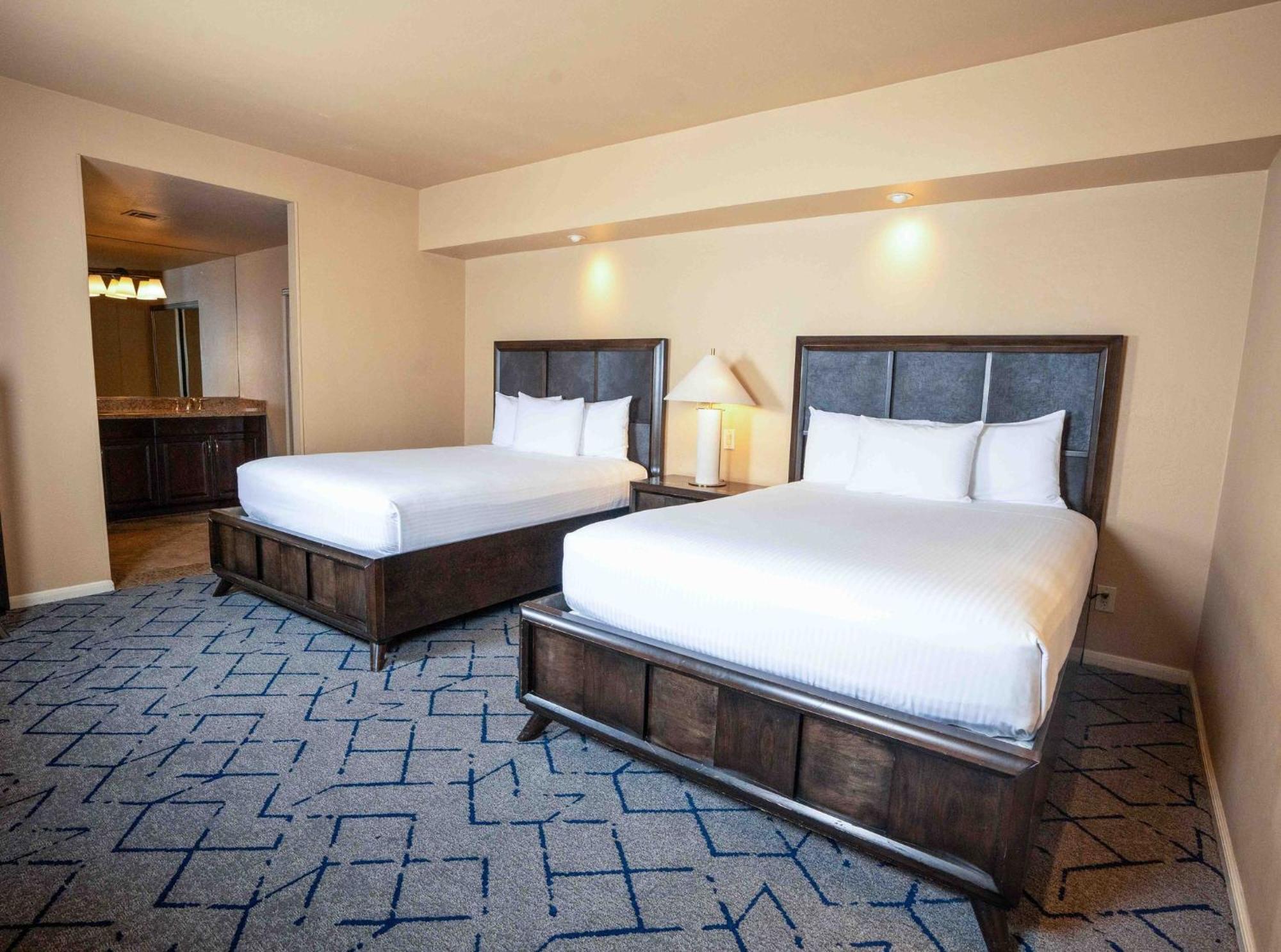 Scottsdale Plaza Resort Paradise Valley